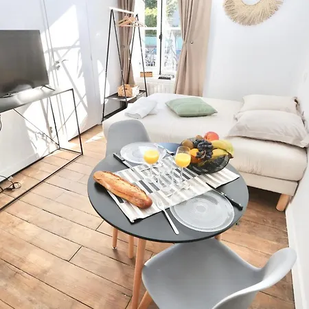 Napoleon Gare N2 Lumineux Bylocly Апартаменты Понтиви